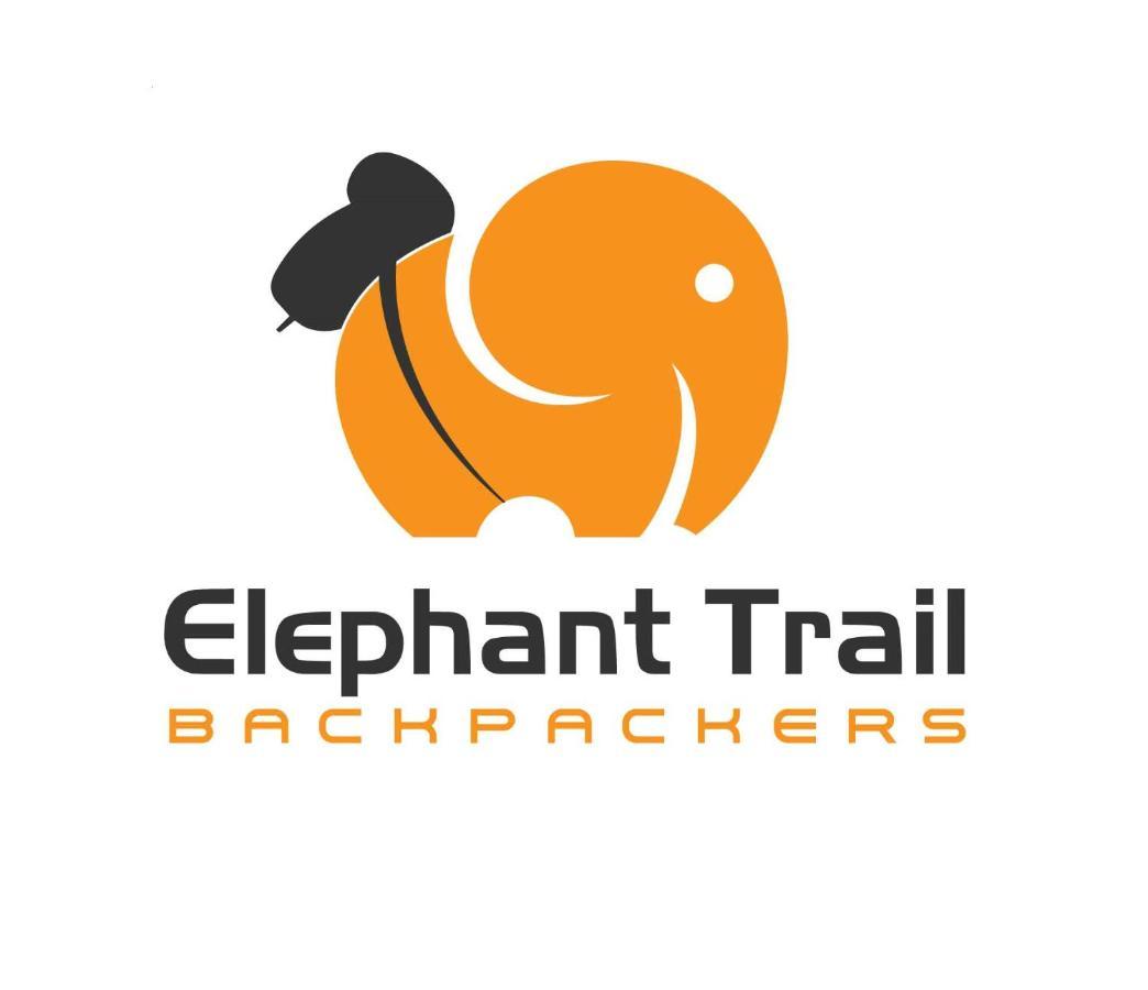 Elephant Trail Guesthouse and Backpackers Kasane Extérieur photo