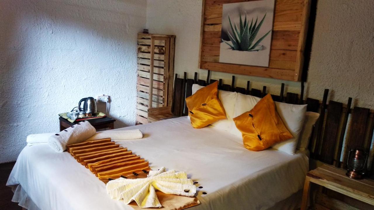Elephant Trail Guesthouse and Backpackers Kasane Chambre photo