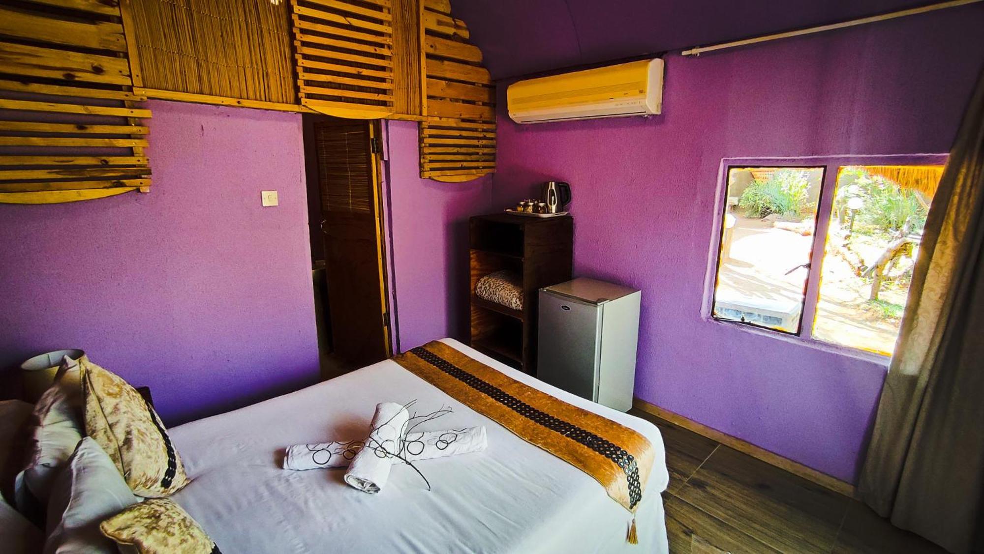 Elephant Trail Guesthouse and Backpackers Kasane Chambre photo